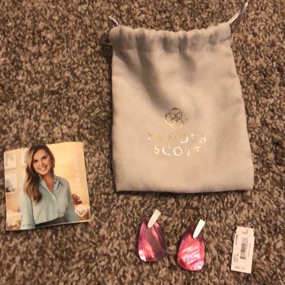 Kendra Scott Earrings - Picture 3 of 4